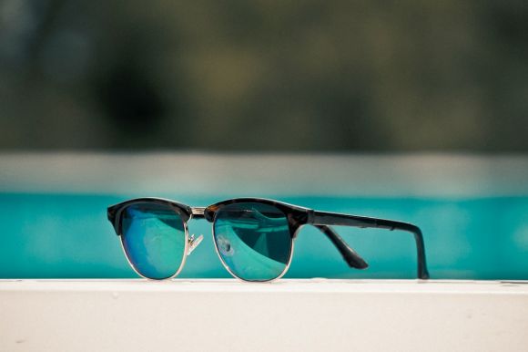 Sunglass - selective focus of black framed clubmaster